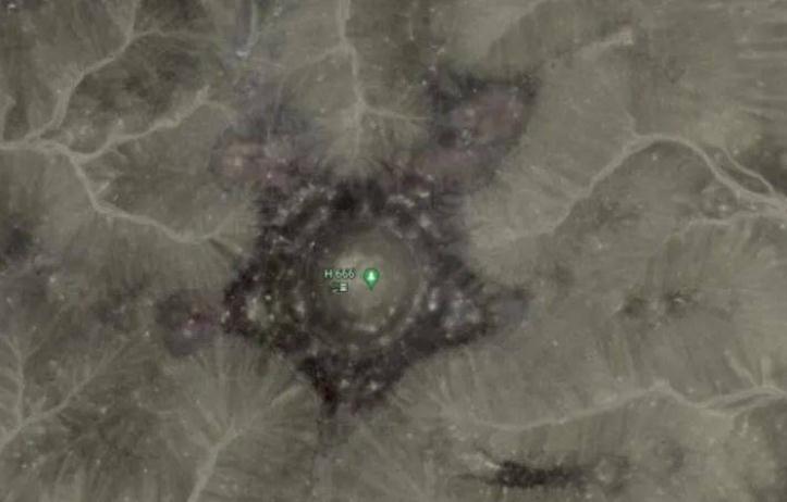 北非发现的神秘五角星疑似外星人的太空船