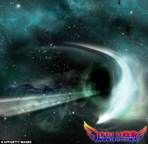 天文学家近日抓拍到黑洞吞噬恒星的过程