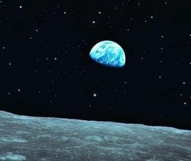 月球上看地球的