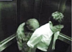 上海电梯闹鬼灵异事件视频截图