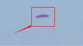 秘鲁上空惊现神秘紫色UFO