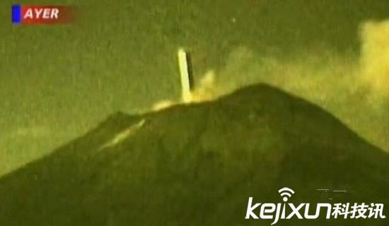 外星人监视人类惊人证据 UFO隐藏火山口