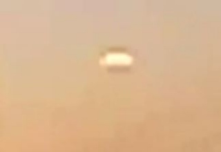 16年8月2号ufo目击椭圆形物体缓缓移动
