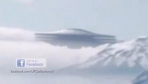 秘鲁网友飞机上目击巨型UFO：比山峰还大